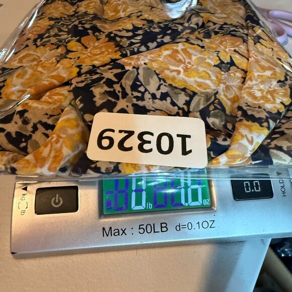 NYDJ Women 1X Floral Top Blouse Lightweight Blue Gold 3/4 Sleeve Flowy Shirt - Picture 9 of 9